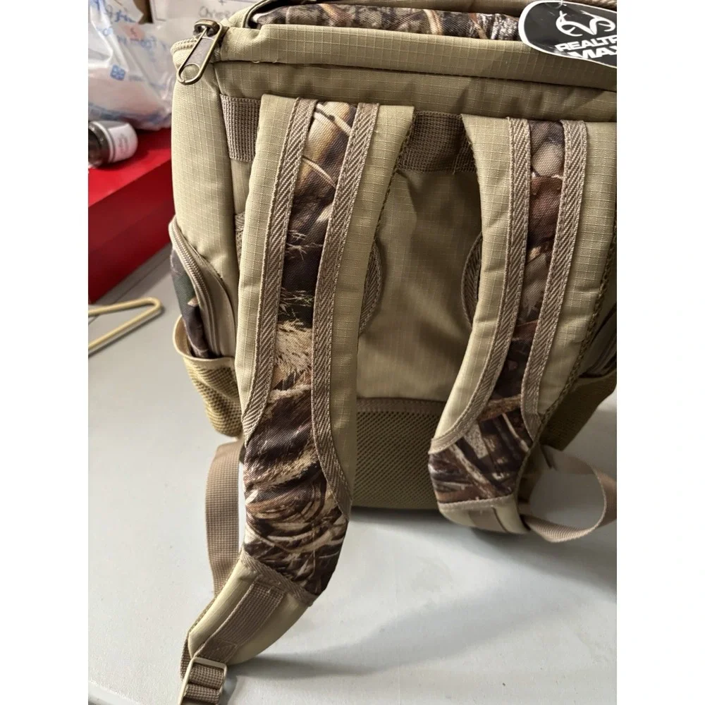 Ultimate Realtree MAX-5® Camo Backpack 20 Can Cooler for Hunting-Camping NEW NWT